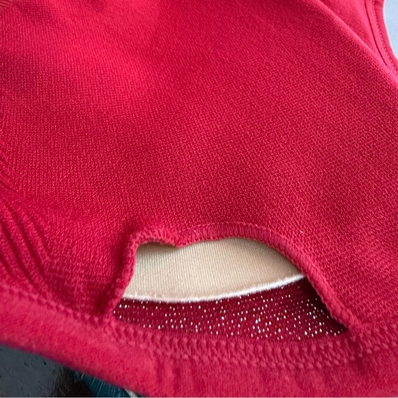 Aeropostale Shimmering Red Sports Bra Racer Back Removable Pads Metallic Threads - Picture 7 of 7